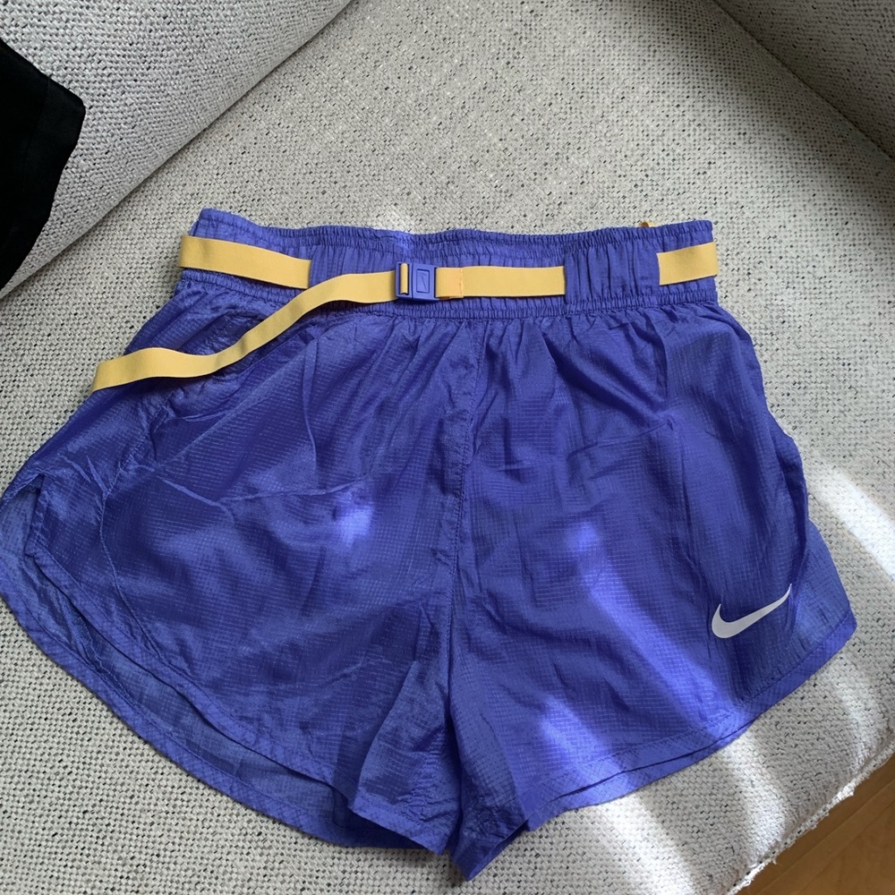 Nike belt shorts